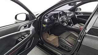GENESIS G70 2017