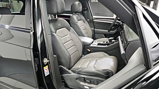 VOLKSWAGEN TOUAREG 2023
