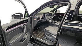 VOLKSWAGEN TOUAREG 2023