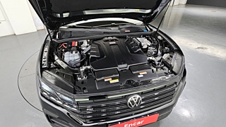 VOLKSWAGEN TOUAREG 2023
