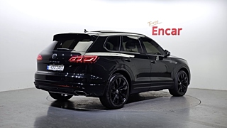 VOLKSWAGEN TOUAREG 2023