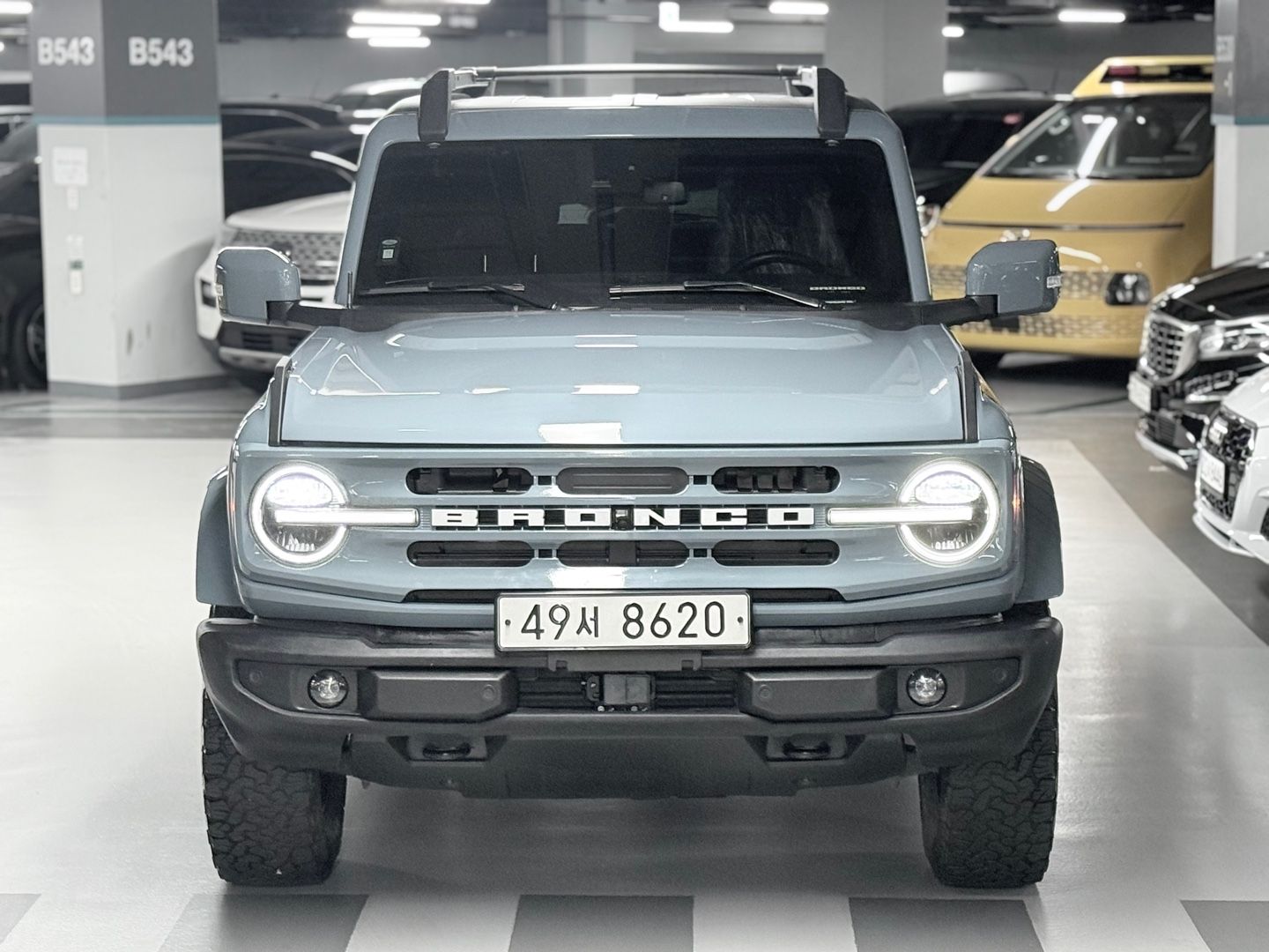 FORD BRONCO