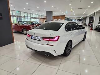 BMW 3-SERIES G20  2021