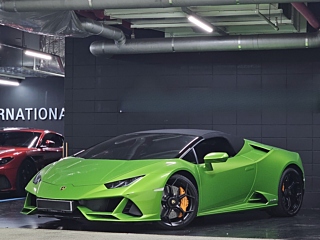 Заказать LAMBORGHINI HURACAN