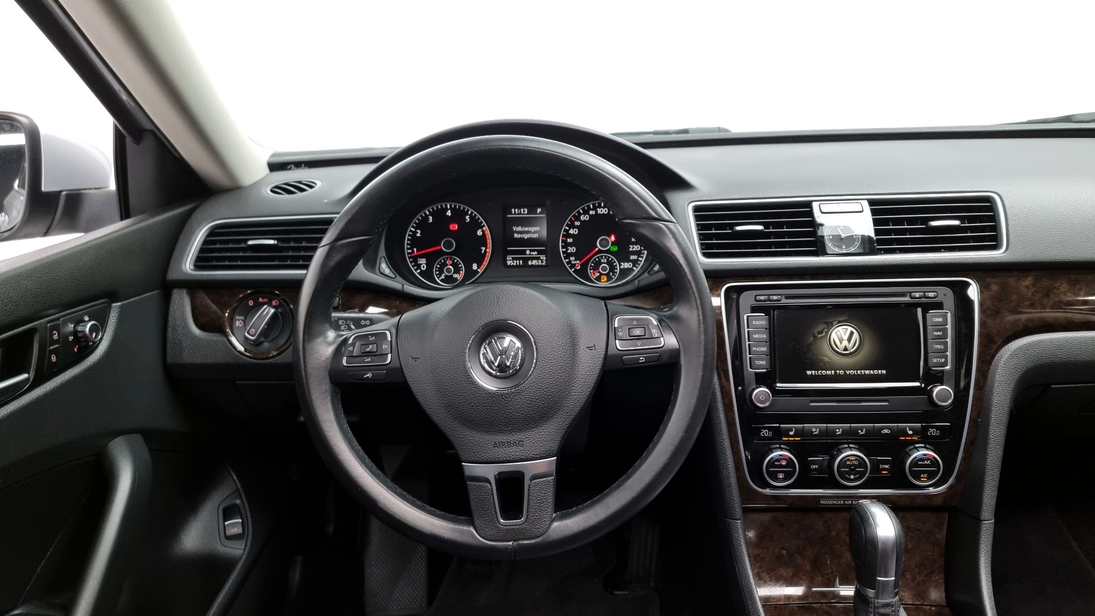 VOLKSWAGEN PASSAT 2015