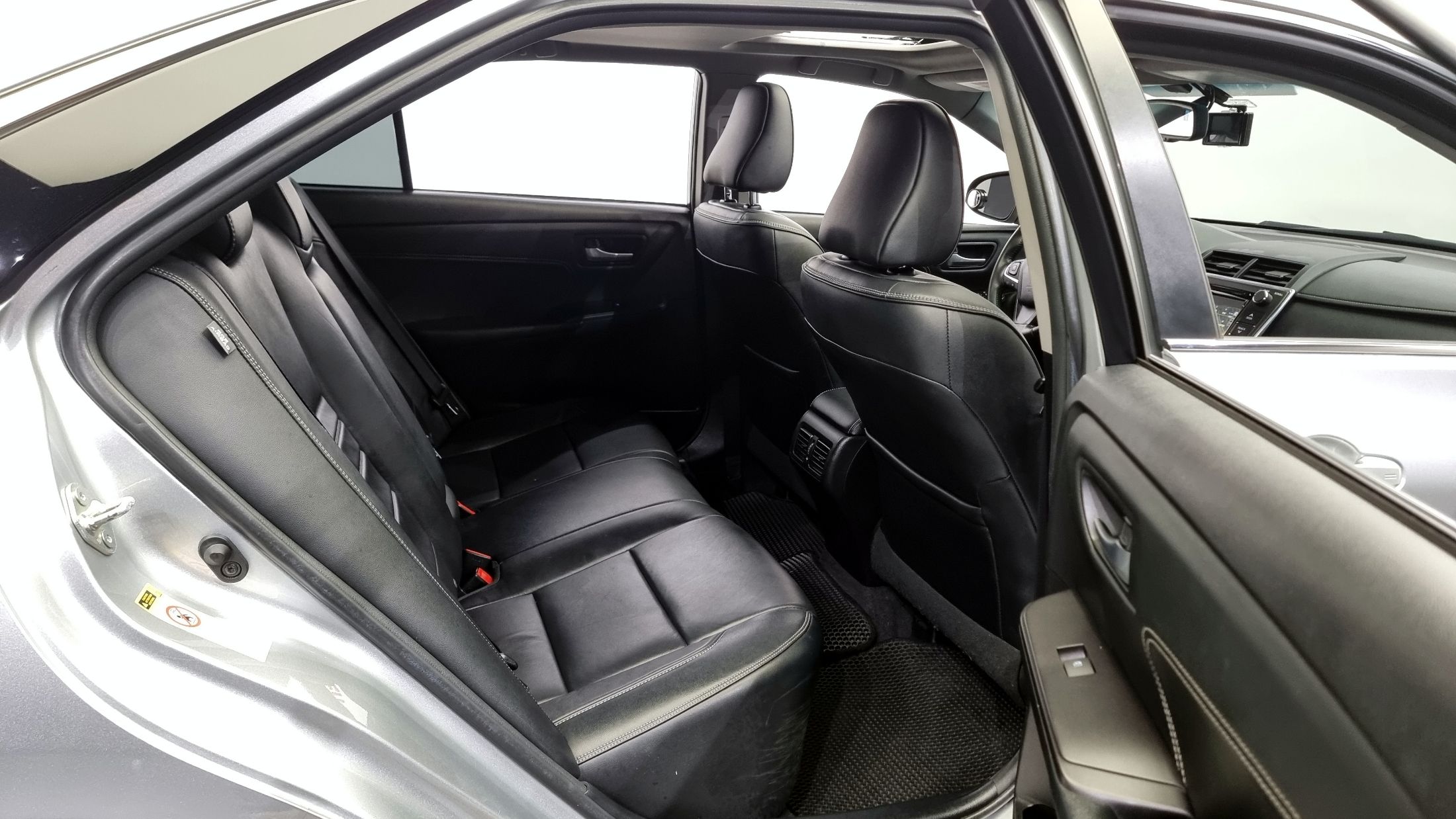 TOYOTA CAMRY 2016