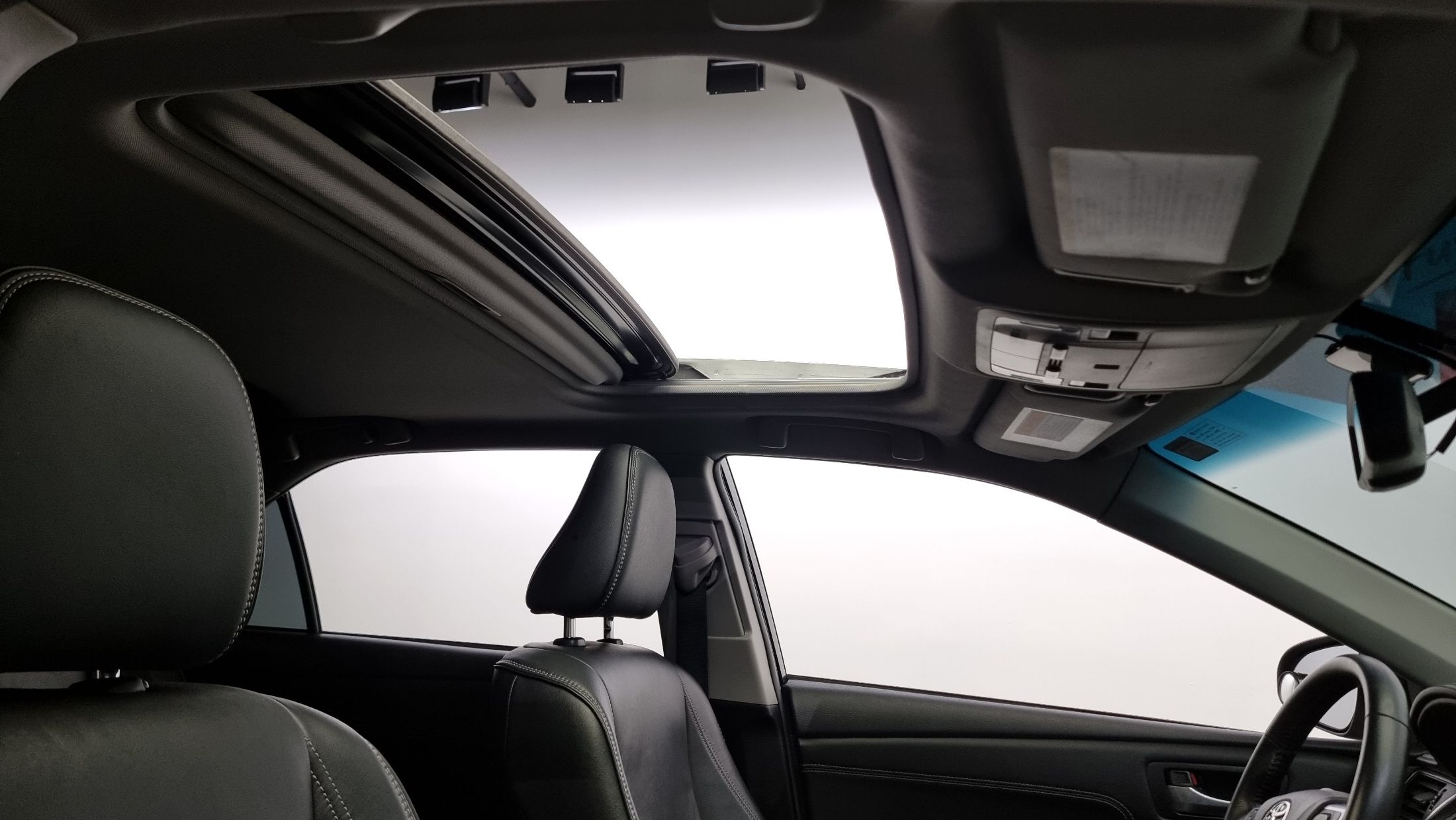 TOYOTA CAMRY 2016