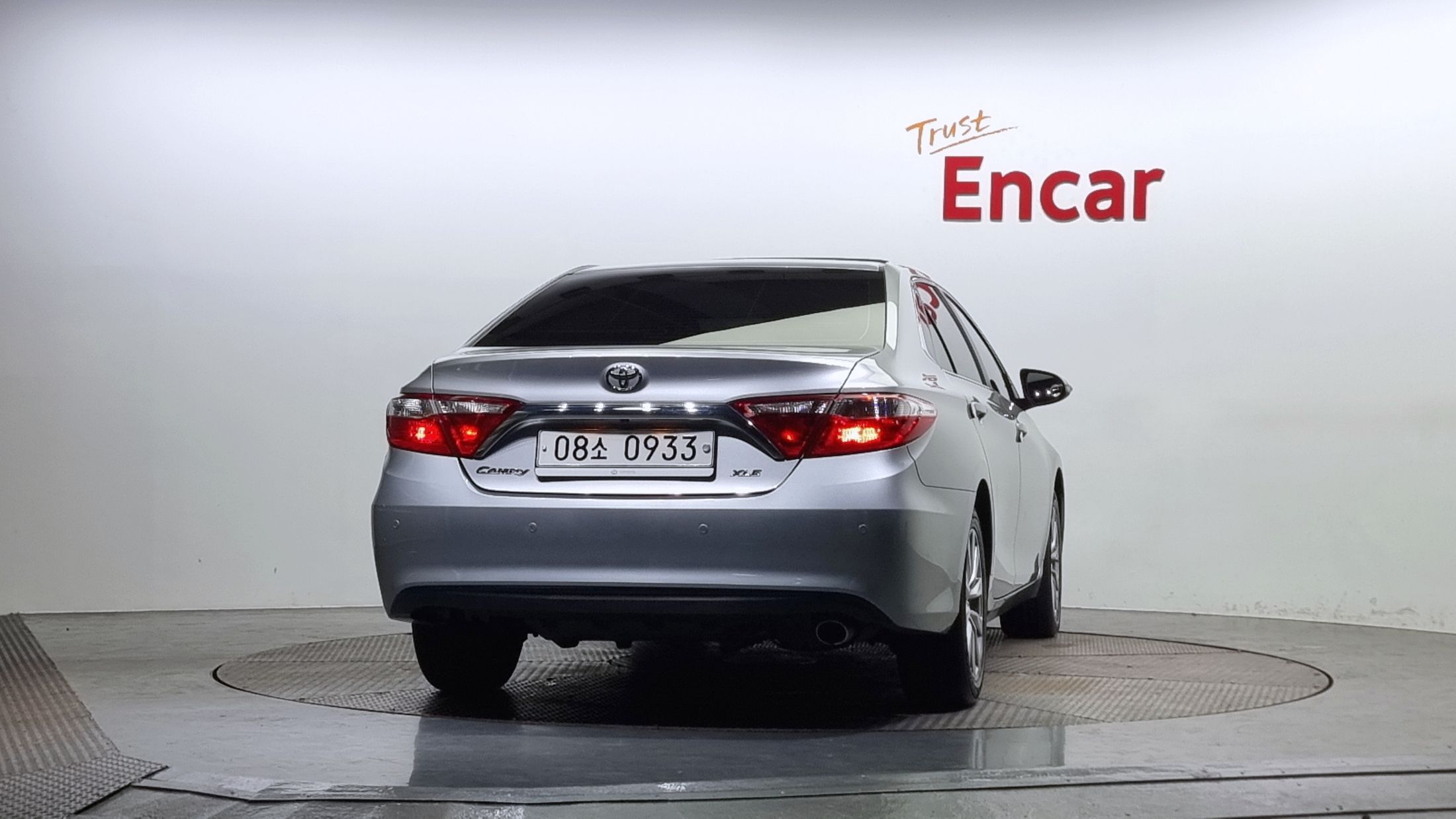 TOYOTA CAMRY 2016