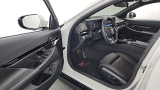 BMW 5-SERIES G60 2024