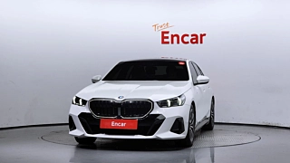 BMW 5-SERIES G60 2024