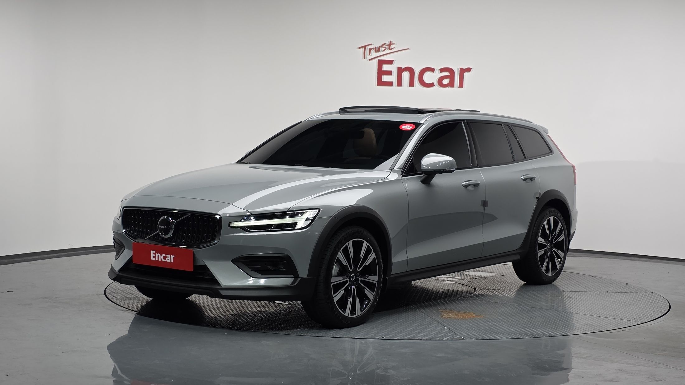VOLVO V60 CROSS COUNTRY 2024