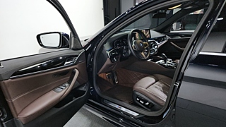 BMW 5-SERIES G30 2023