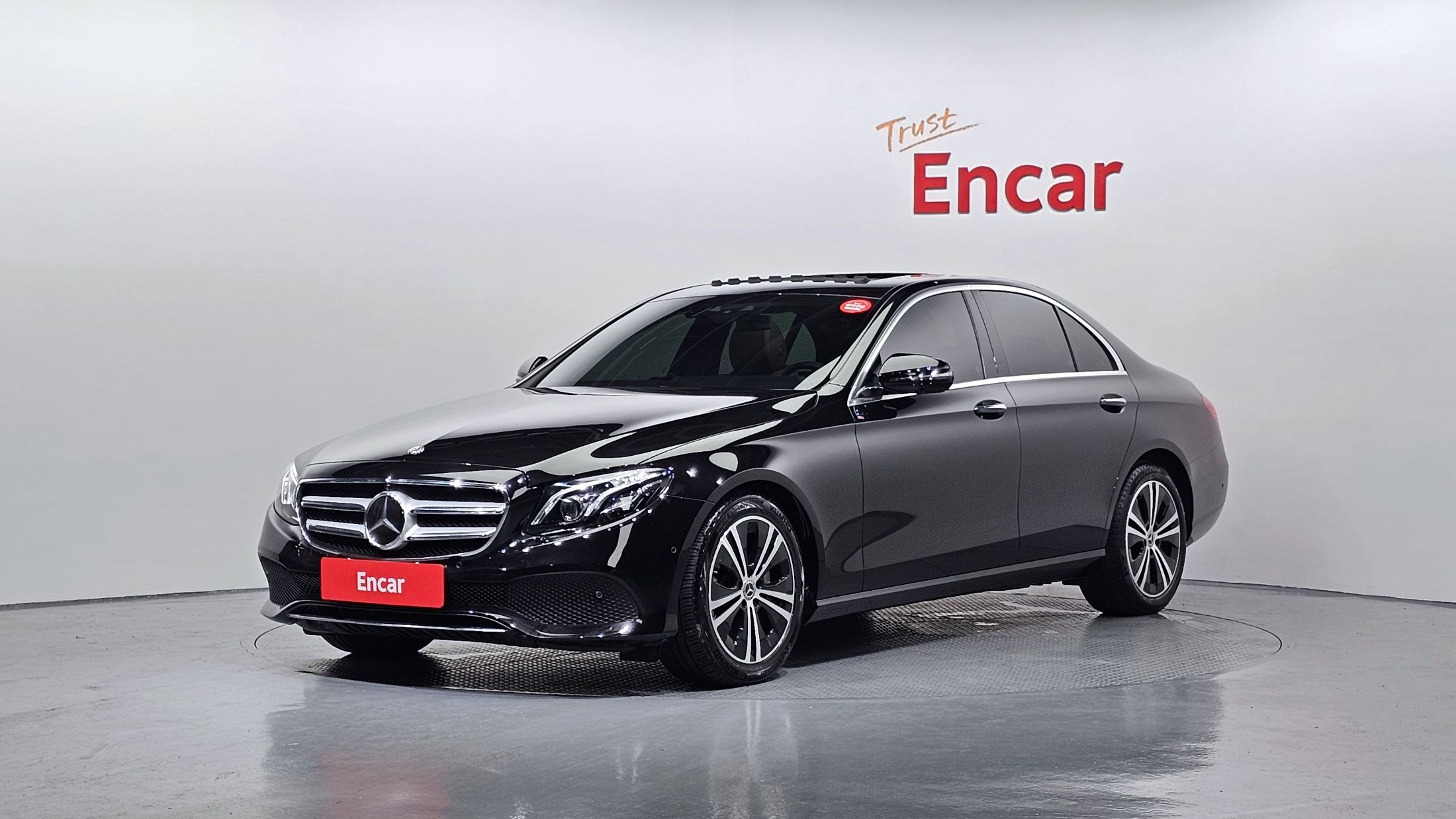 MERCEDES BENZ E-CLASS W213 2020