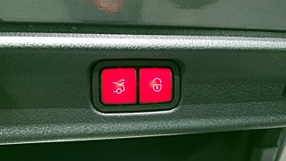 MERCEDES BENZ EQE V295 2023