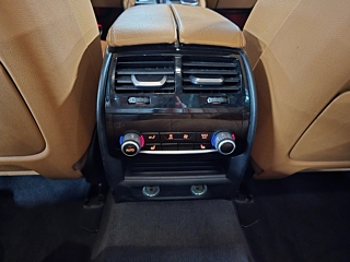 BMW 5-SERIES G30 2017