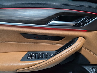 BMW 5-SERIES G30 2017