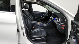 MERCEDES BENZ C-CLASS W205 2019