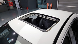 MERCEDES BENZ C-CLASS W205 2019