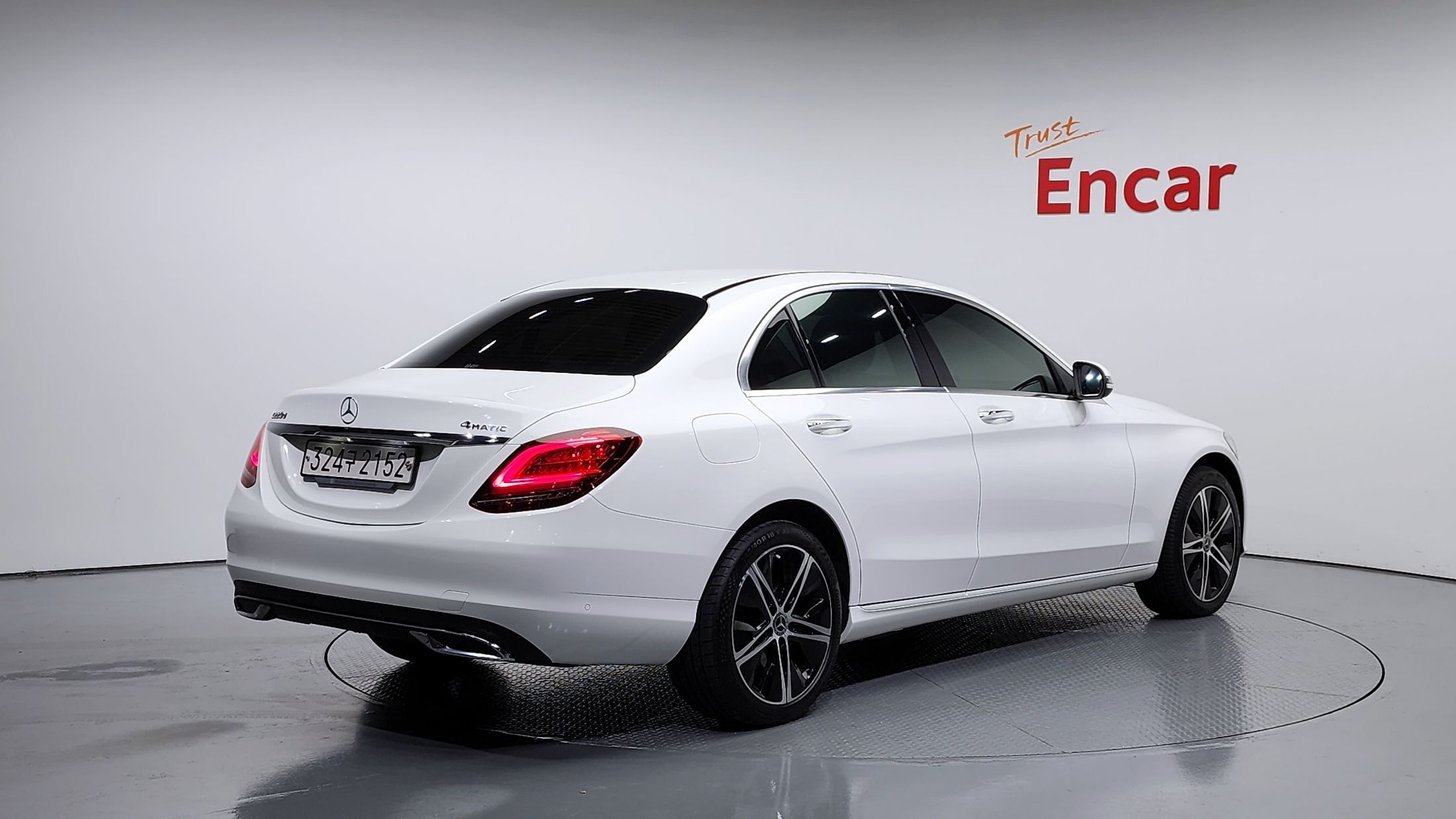 MERCEDES BENZ C-CLASS W205 2019