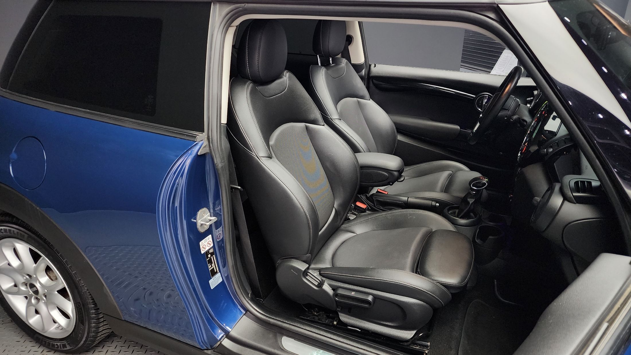 MINI COOPER 2018