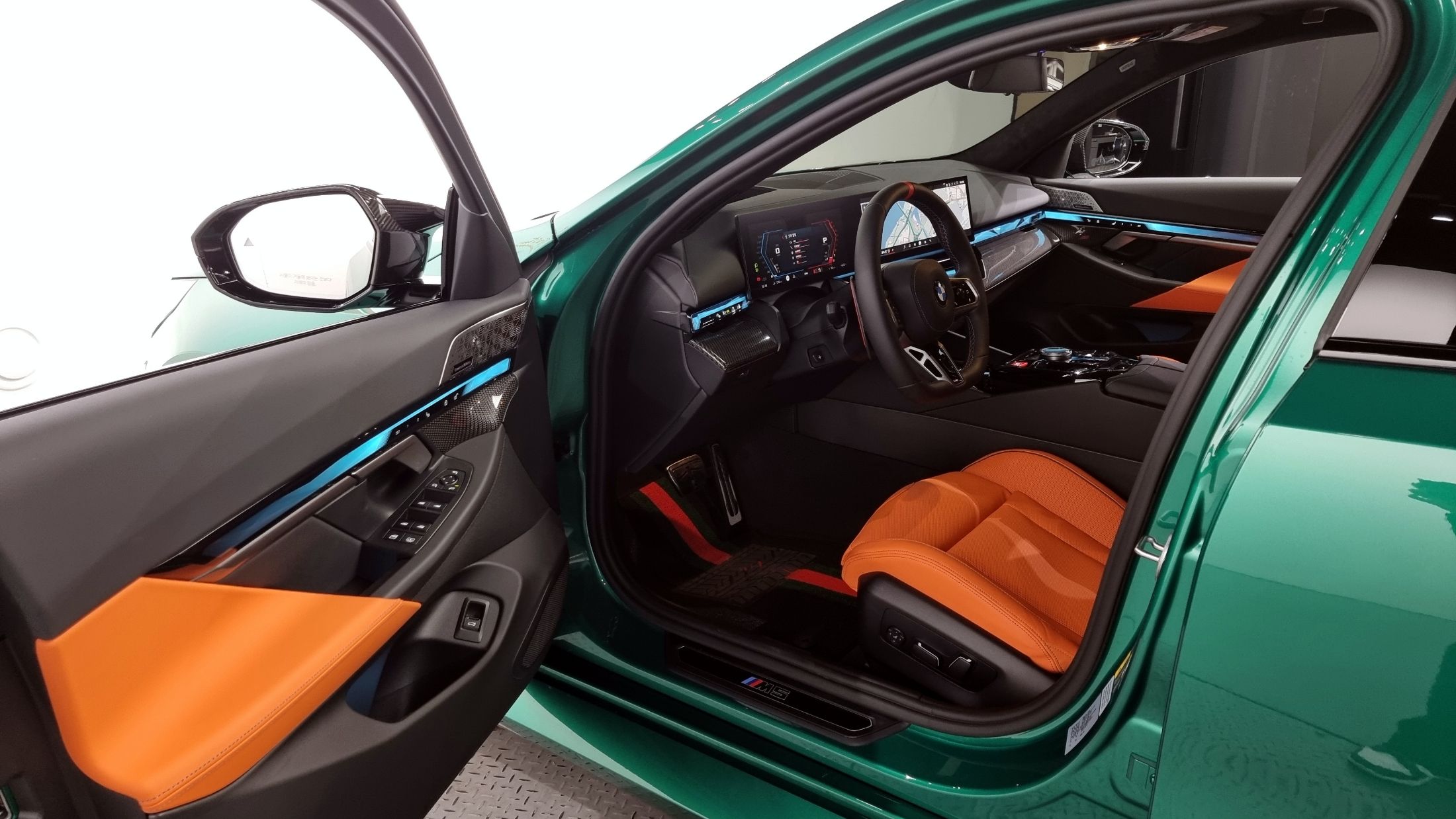 BMW M5 G90