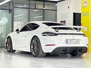 PORSCHE 718 CAYMAN 2023