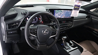 LEXUS ES300H 2024