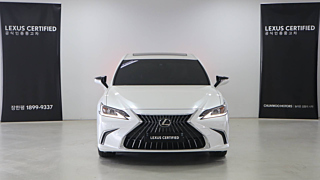 LEXUS ES300H 2024