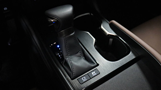 LEXUS ES300H 2024