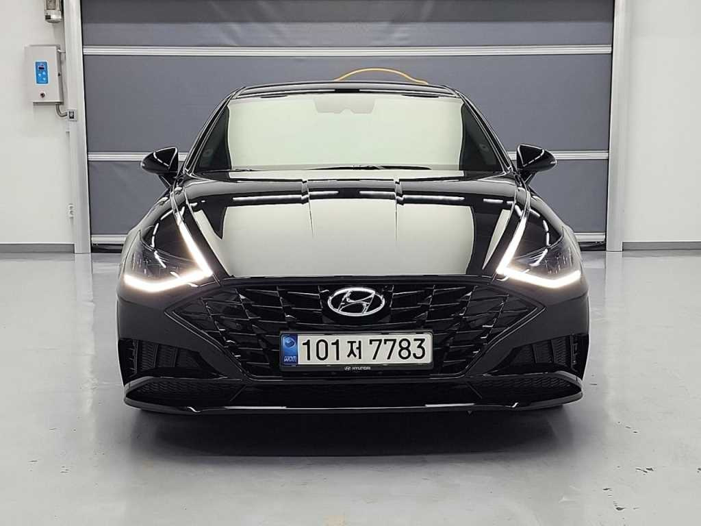 HYUNDAI SONATA DN8 2021