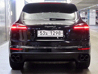 PORSCHE CAYENNE 2017