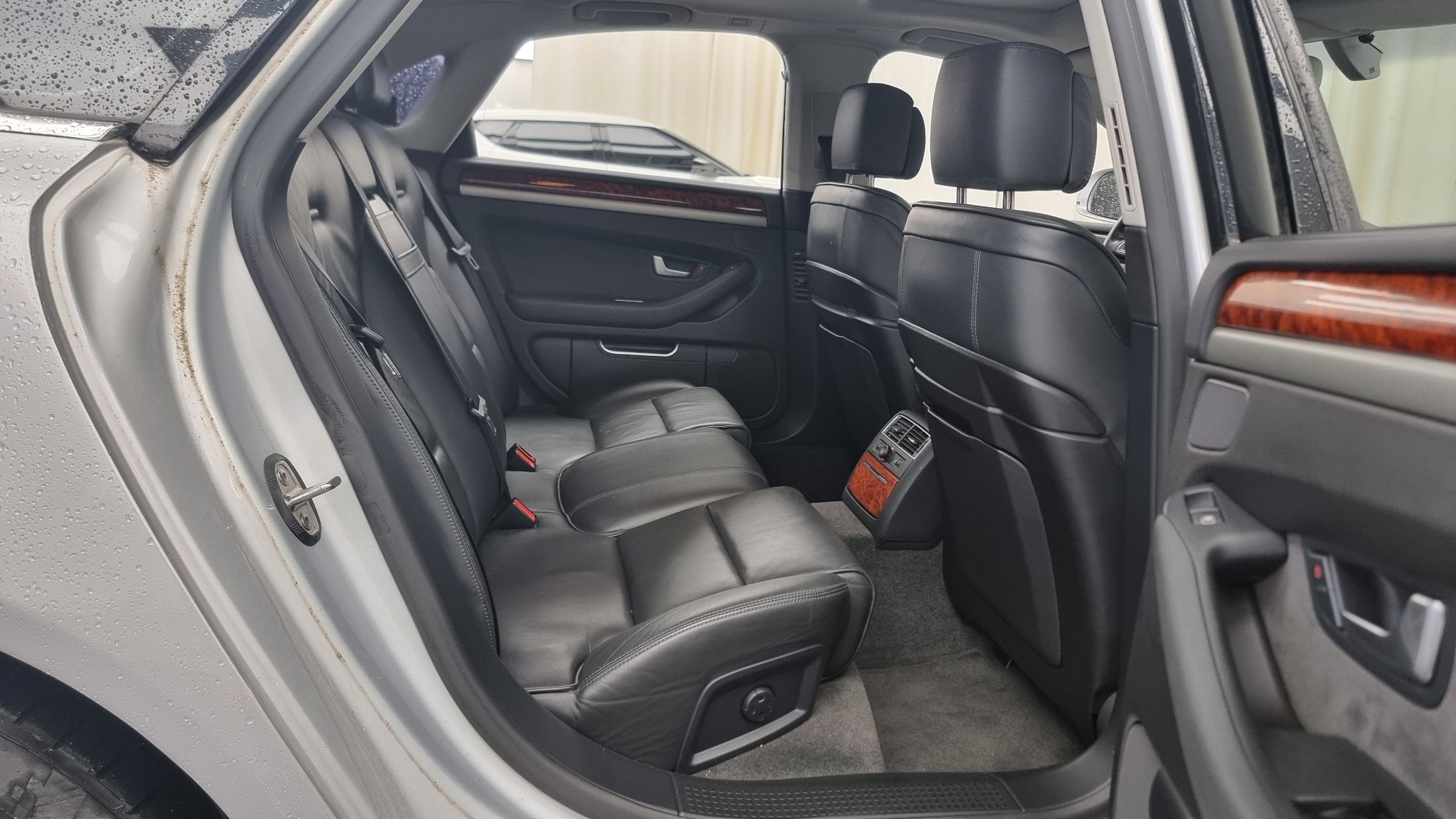 AUDI A8 2009