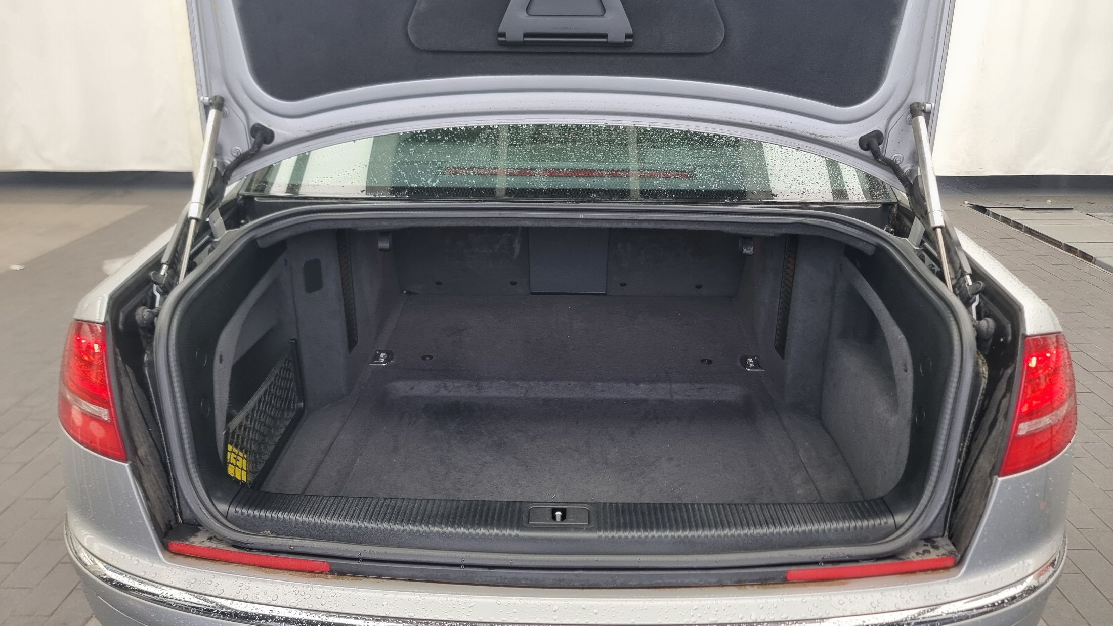 AUDI A8 2009