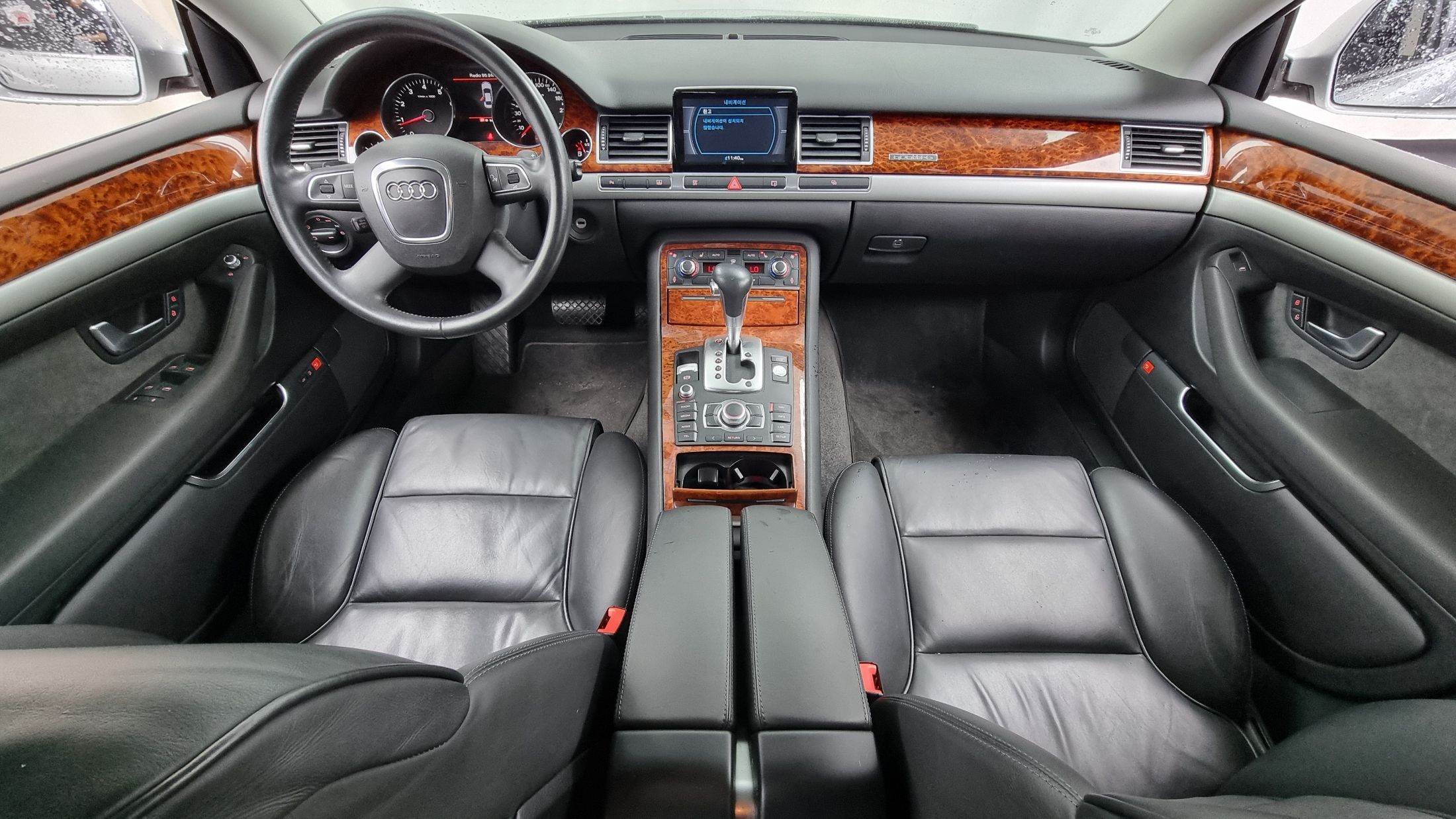AUDI A8 2009