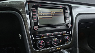 VOLKSWAGEN PASSAT 2018