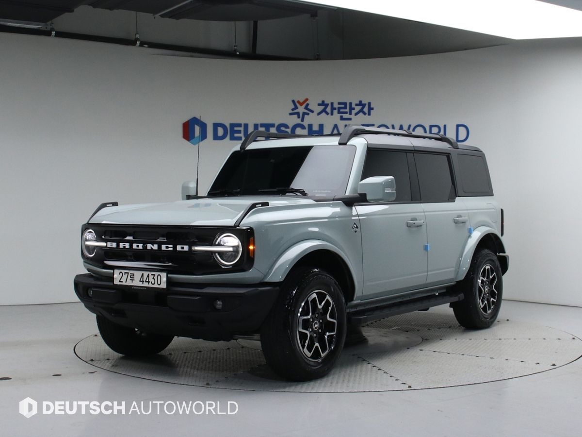 FORD BRONCO