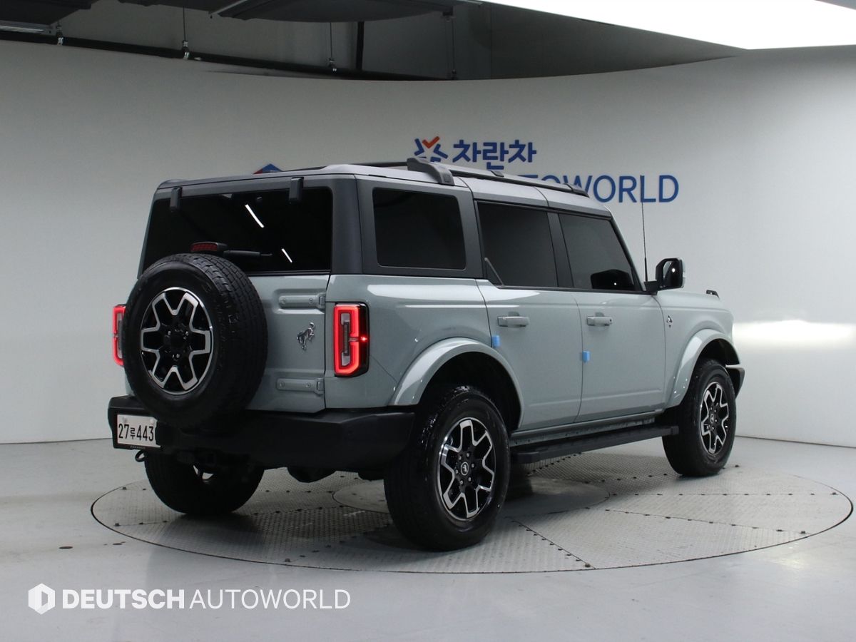 FORD BRONCO