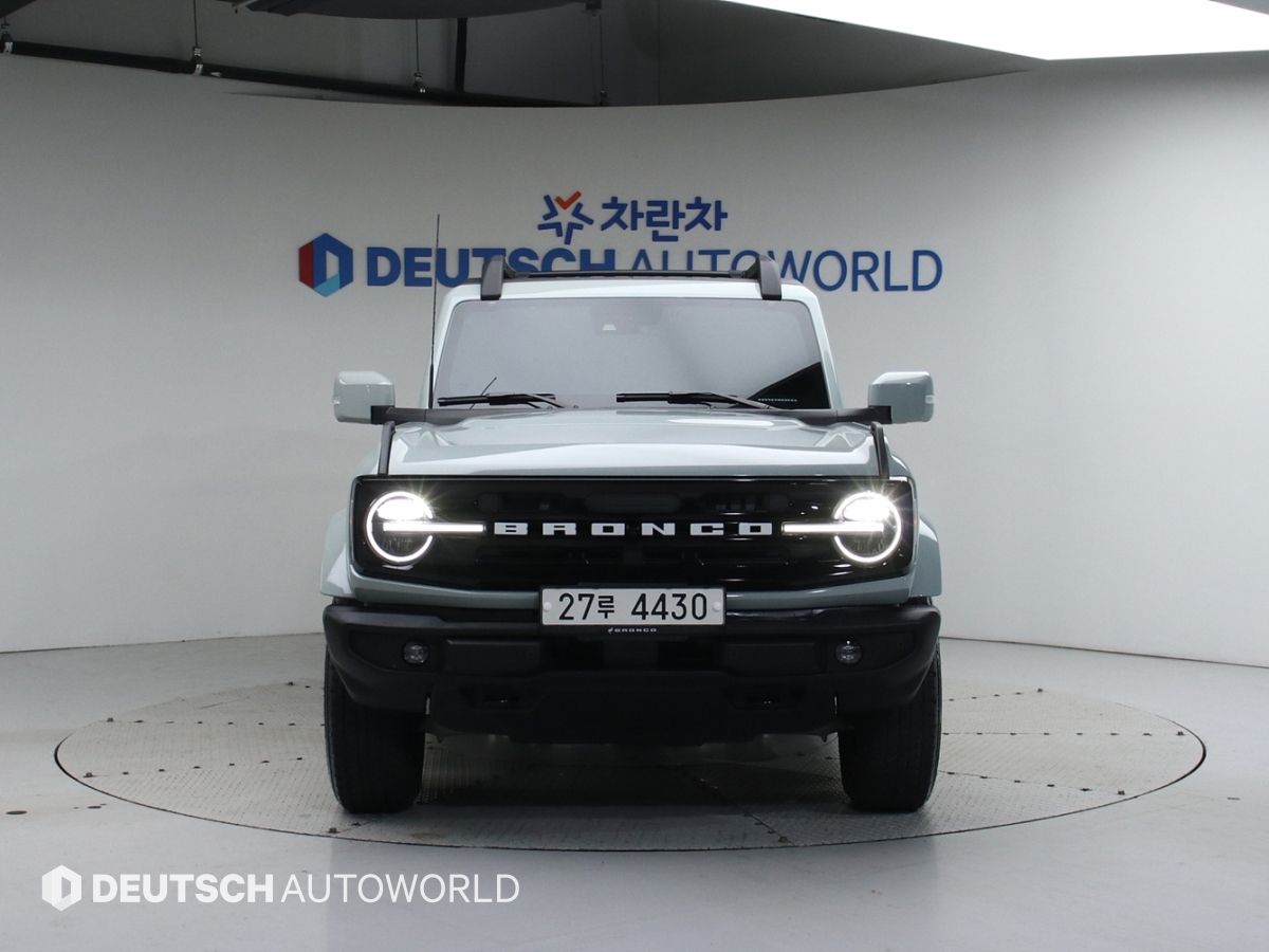 FORD BRONCO