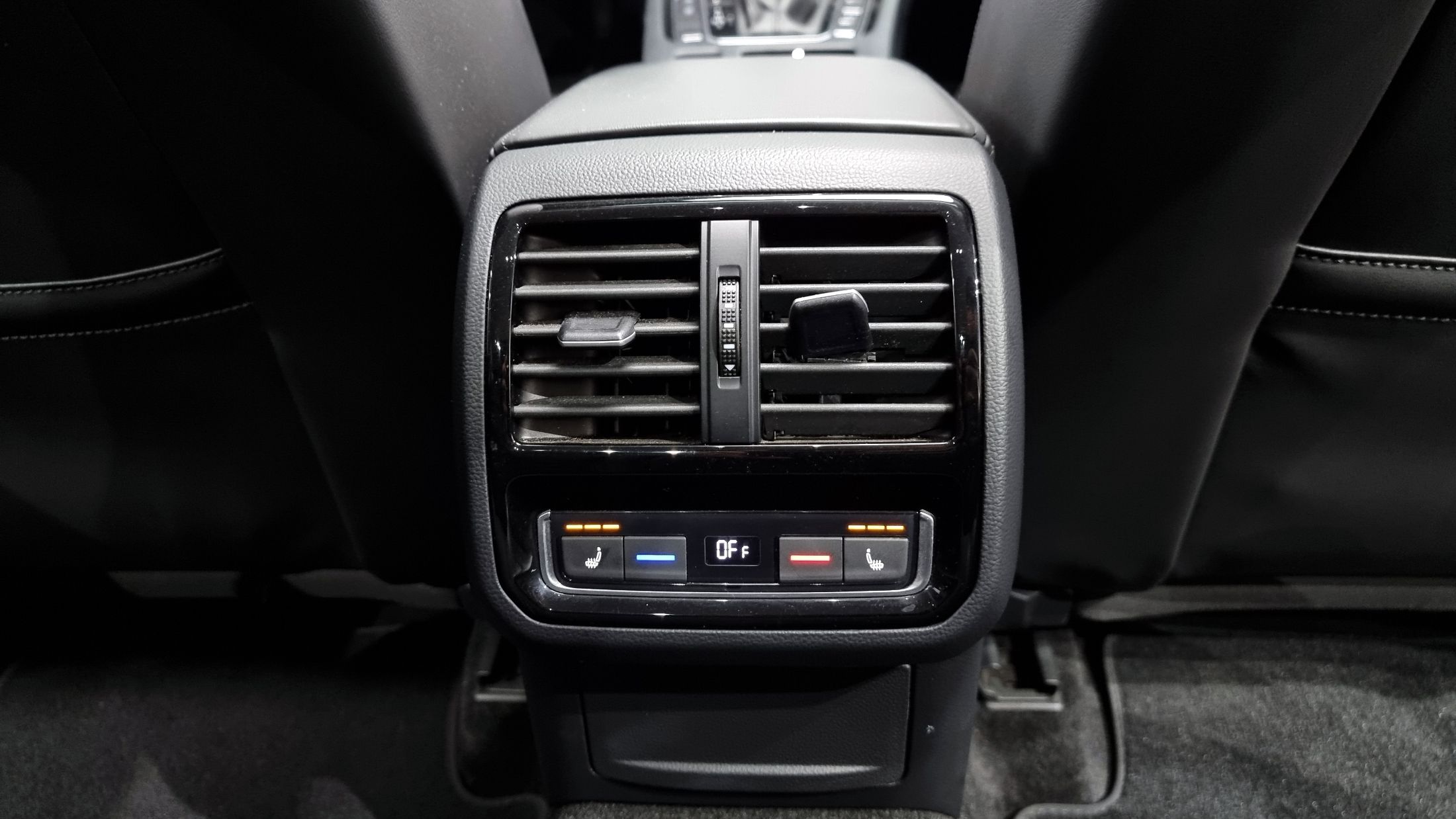 VOLKSWAGEN PASSAT GT B8 2021