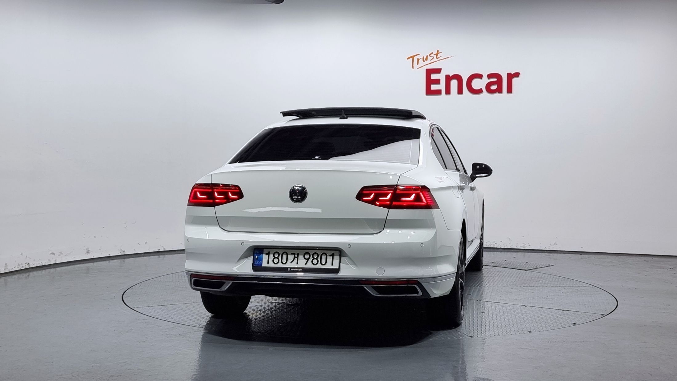 VOLKSWAGEN PASSAT GT B8 2021