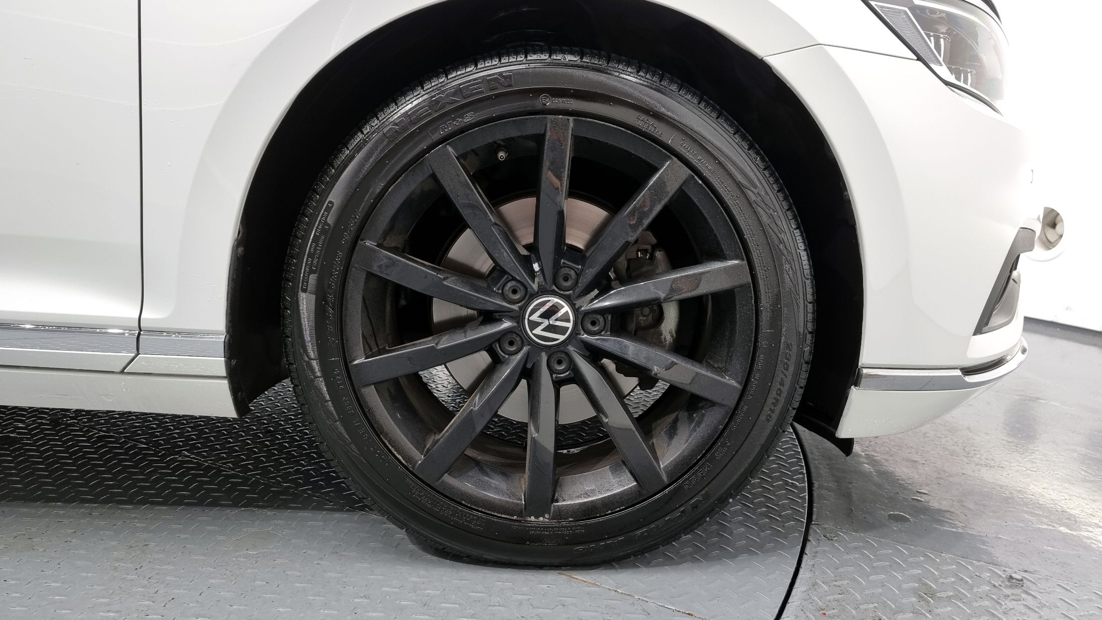VOLKSWAGEN PASSAT GT B8 2021