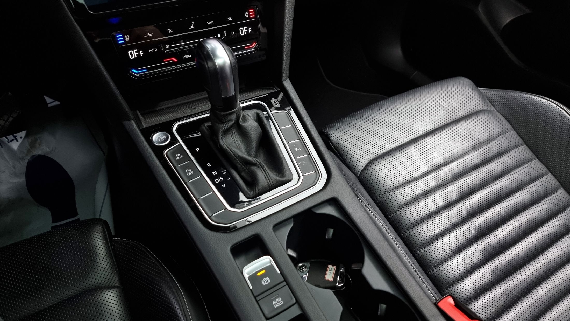 VOLKSWAGEN PASSAT GT B8 2021