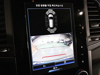 SAMSUNG QM6 2022