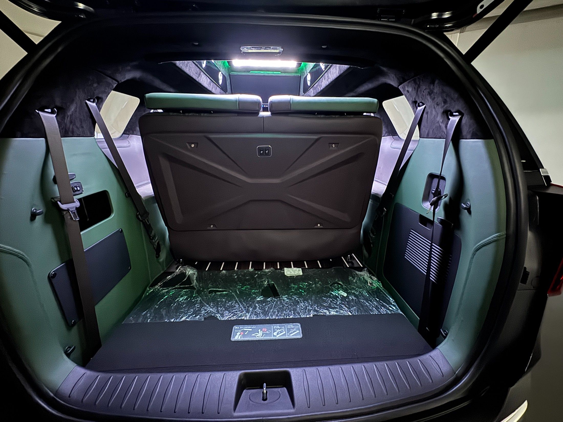 KIA CARNIVAL 2025
