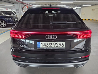 AUDI Q8 4M 2021