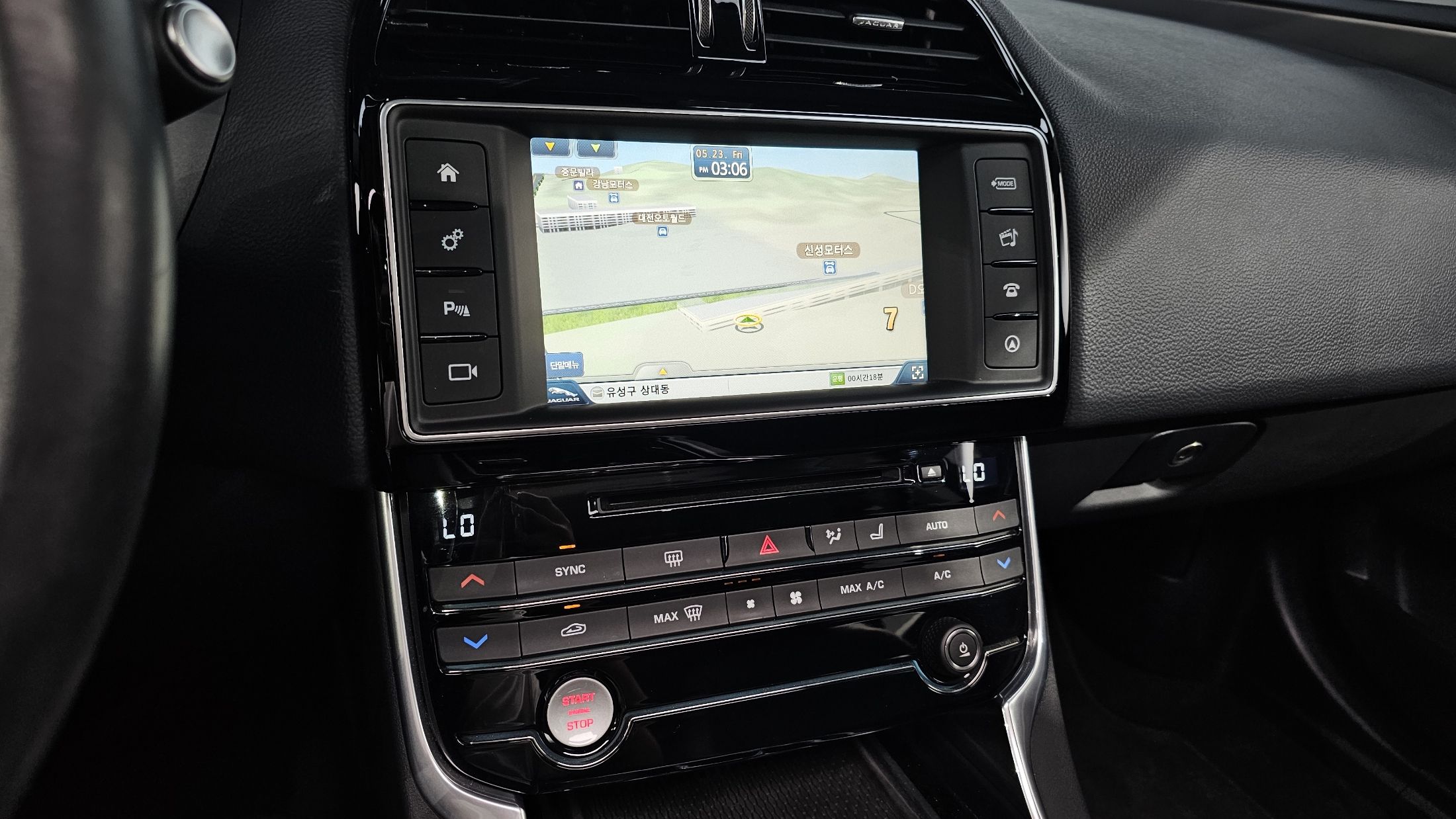 JAGUAR XE 2016