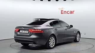 JAGUAR XE 2016