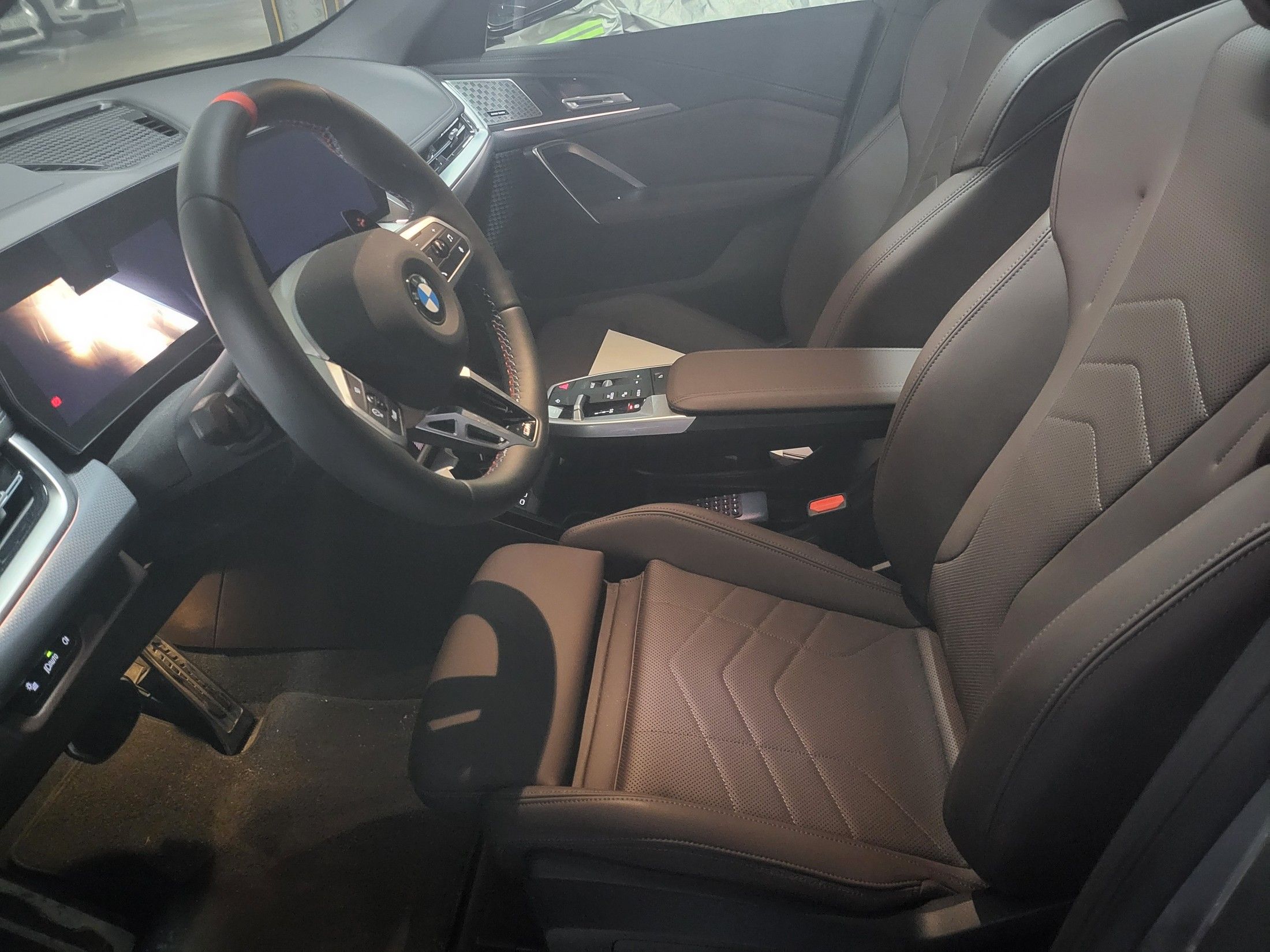 BMW X1 U11
