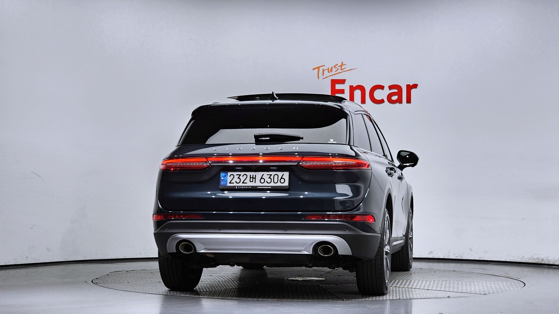 LINCOLN CORSAIR
