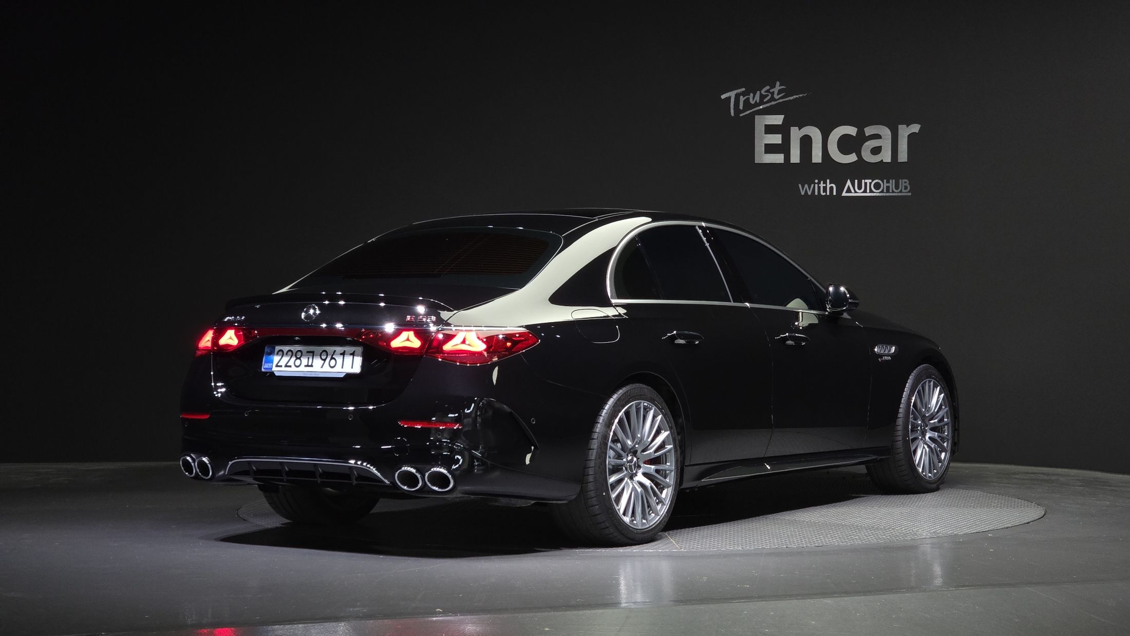 MERCEDES BENZ E-CLASS W214